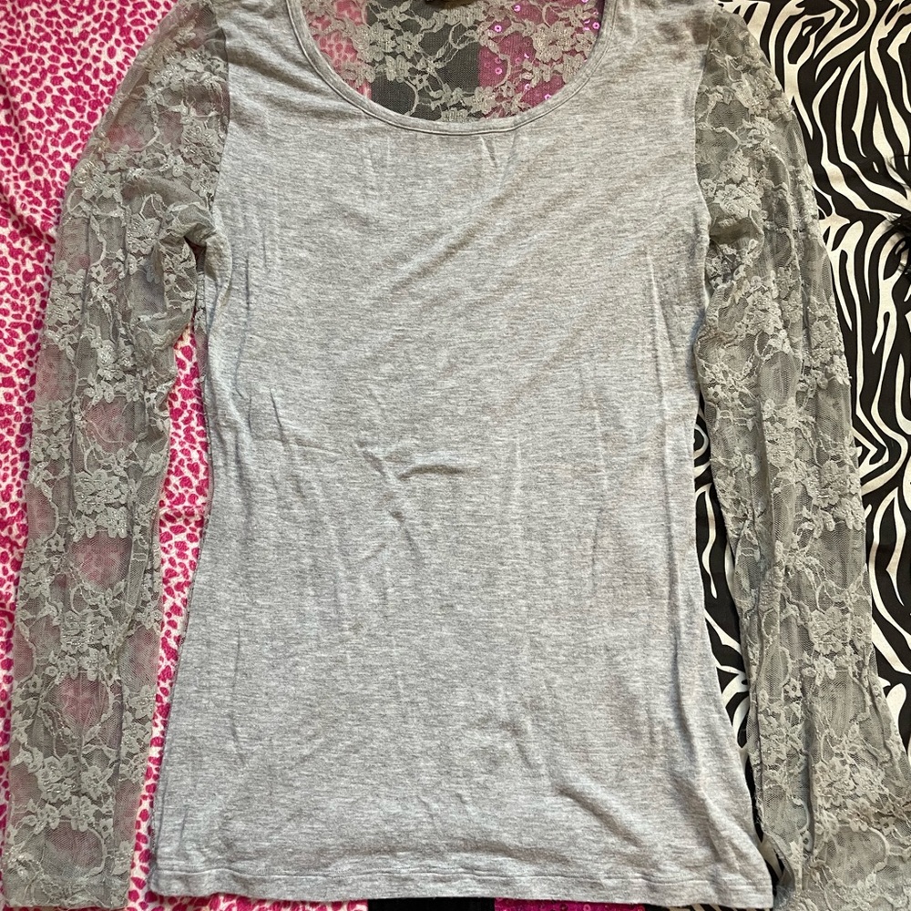 Zenana Outfitters Gray Lace (lace back) Long Sleeve Top